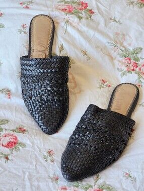 ​Sam Edelman Natalya Black Woven Leather Pointed Flat Mules Sz 8.5 Old Money 🖤